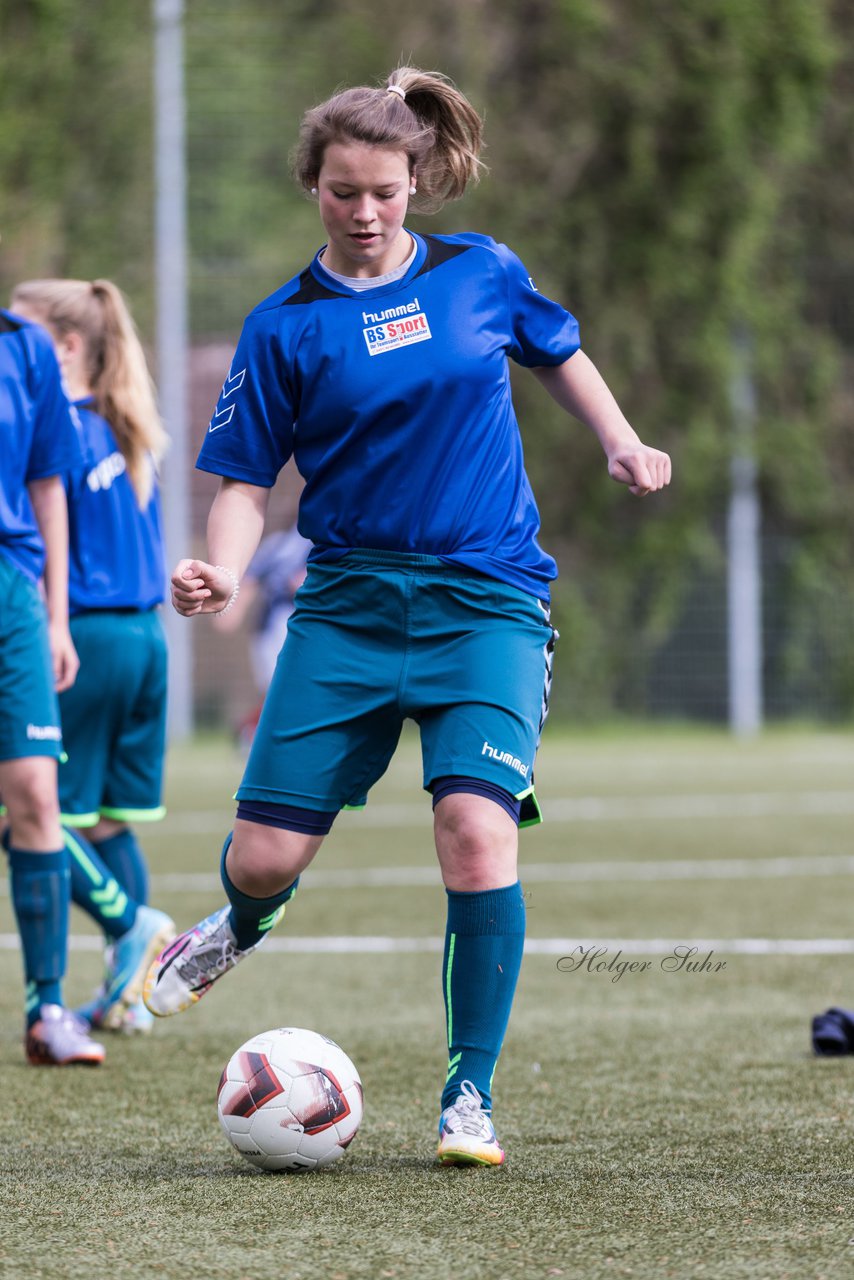 Bild 97 - B-Juniorinnen Pokalfinale VfL Oldesloe - Holstein Kiel : Ergebnis: 0:6